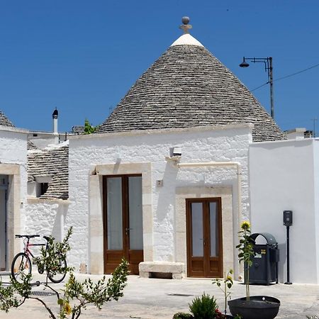 Trullo Vino & Amore Alberobello Bagian luar foto