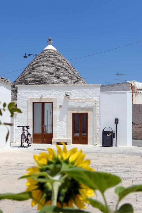 Trullo Vino & Amore Alberobello Bagian luar foto